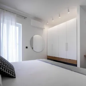 https://the-h-experience-crete.rethymnohotels.net