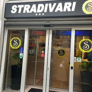 Отель Stradivari Милан